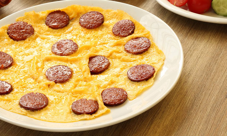 Sucuklu Omlet